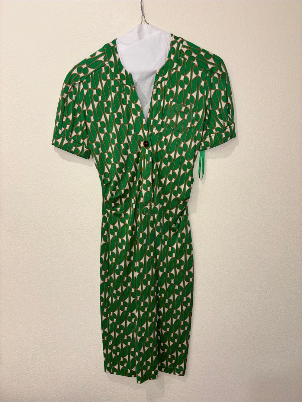 Diane Von Furstenberg Green Geometric V-Neck Short Sleeve Dress size 0